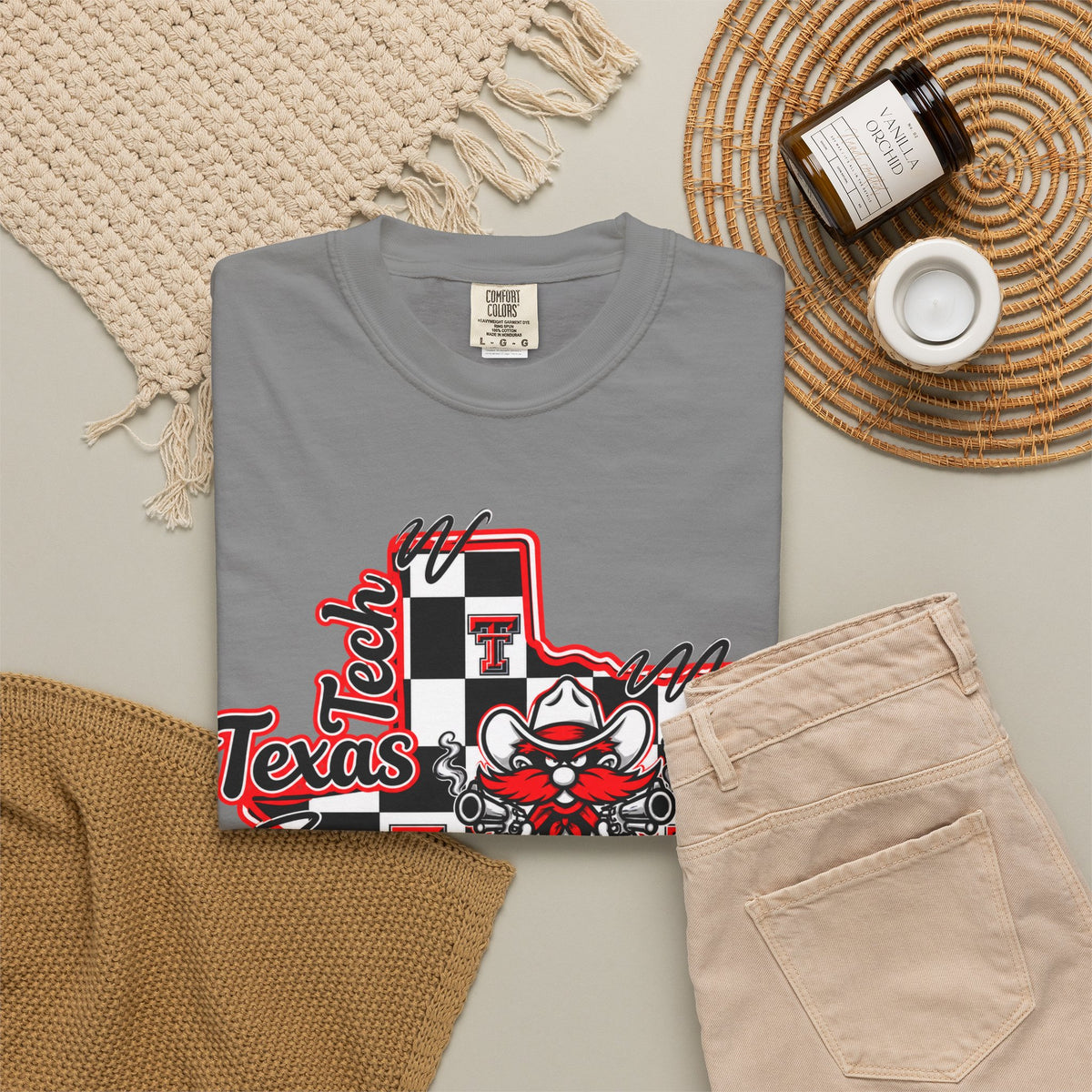 Texas Checkered Bull T-Shirt — Retro Cowboy State Graphic Tee