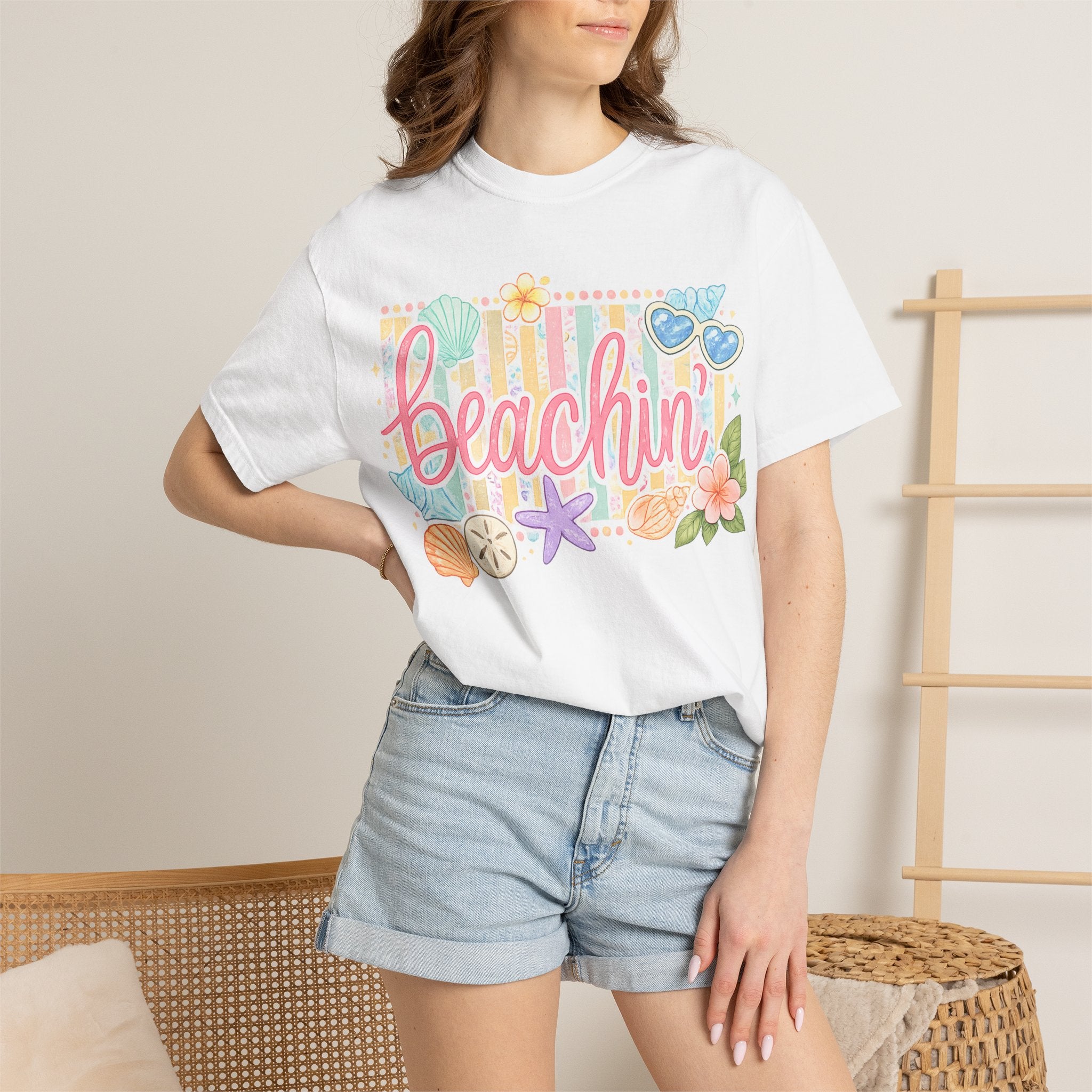 Beachin' T-Shirt — Tropical Summer Graphic Tee with Seashells & Sunglasses