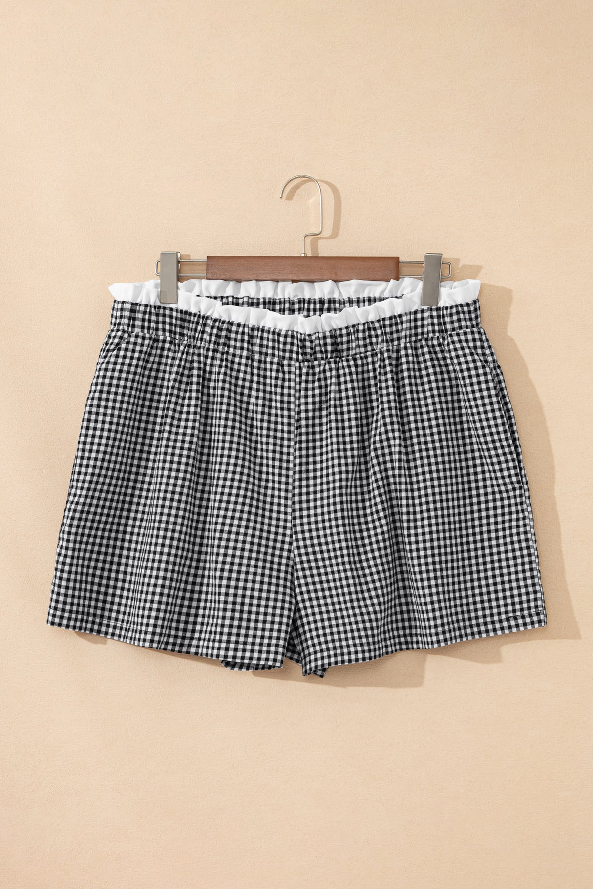Red Contrast Trim Plaid Print Plus Size Shorts