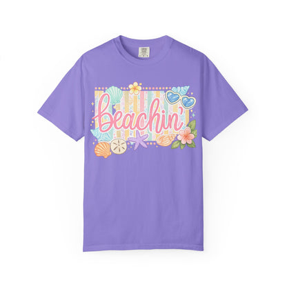 Beachin' T-Shirt — Tropical Summer Graphic Tee with Seashells & Sunglasses