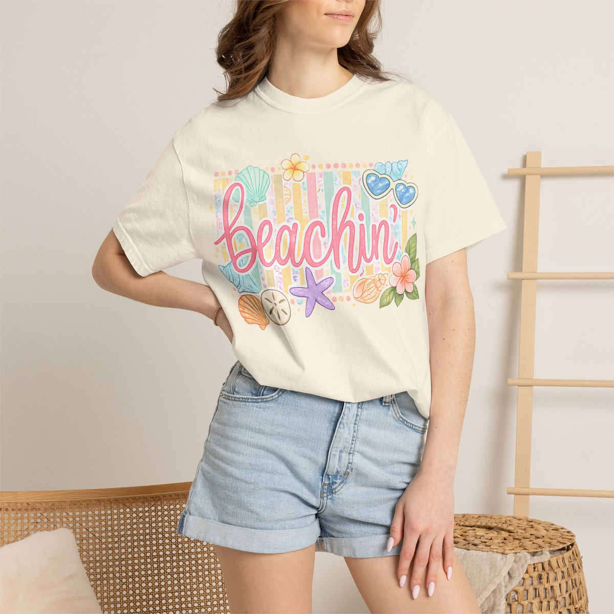 Beachin' T-Shirt — Tropical Summer Graphic Tee with Seashells & Sunglasses